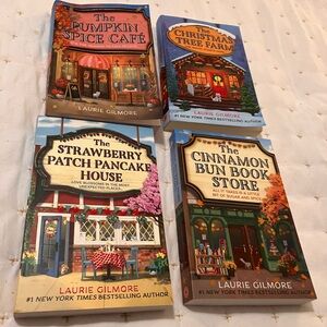 Laurie Gilmore Book set, used once